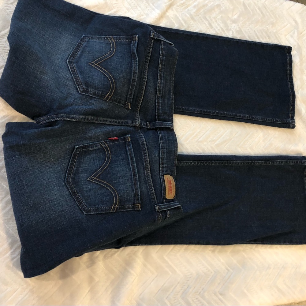 Levi’ jeans